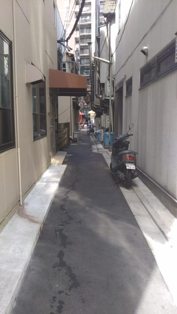 利右衛門路地